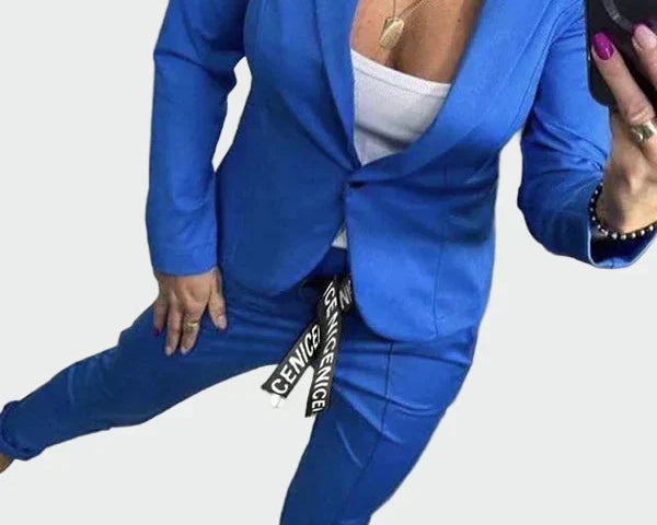 Leia | Vaibatult elegantne kaheosaline ülikonnakomplekt