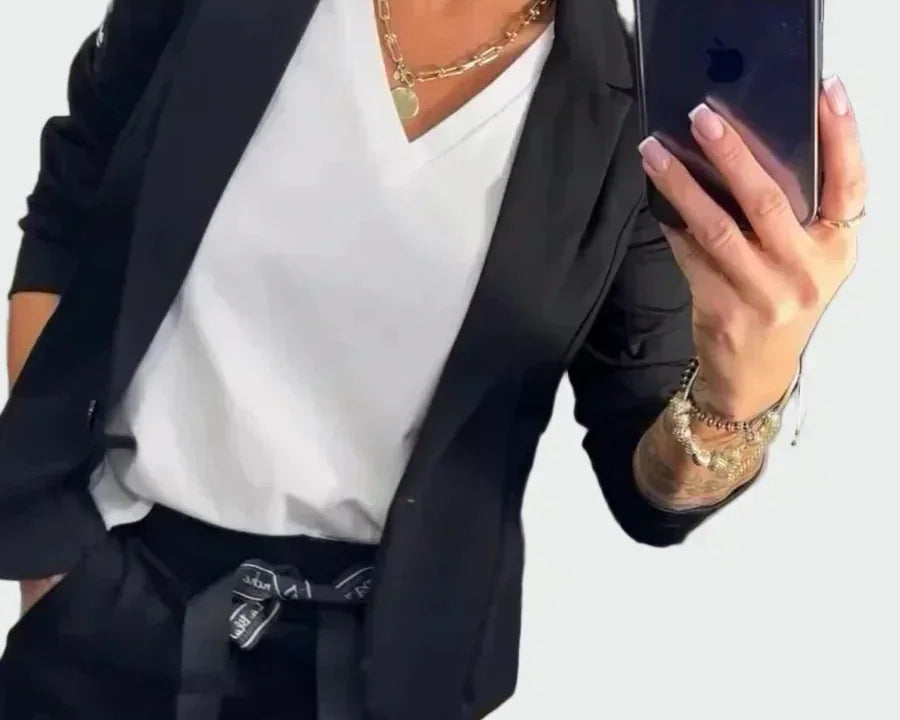 Leia | Vaibatult elegantne kaheosaline ülikonnakomplekt