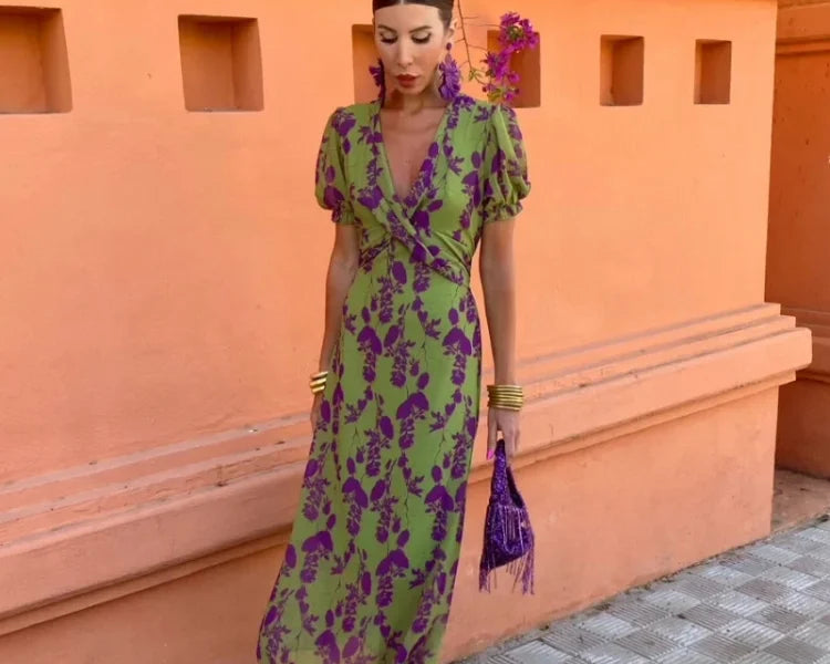 Lucinda | Boho V-kaelusega lilleline plisseeritud kleit