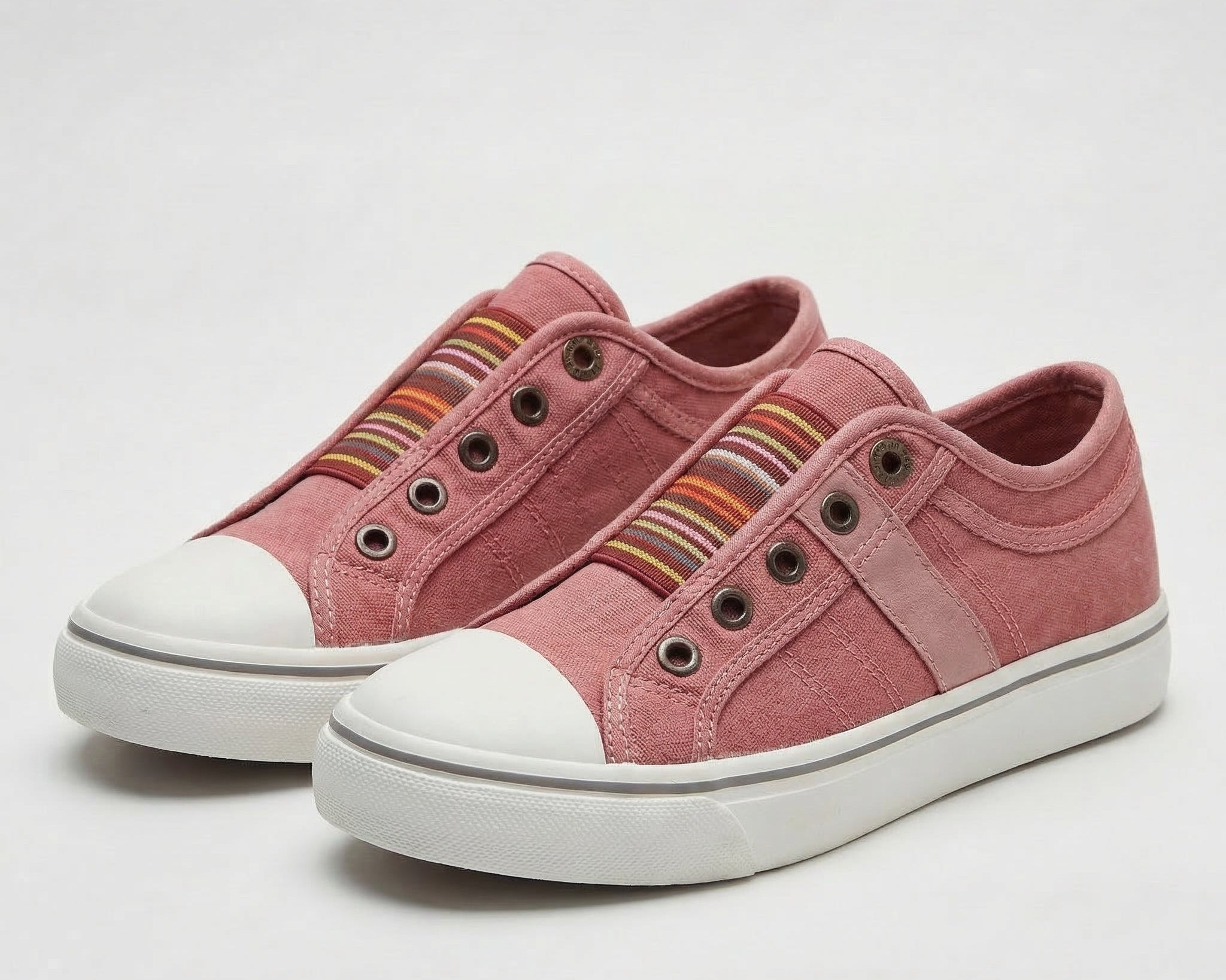 Hanna | Mugavad Slip-On Sneakers