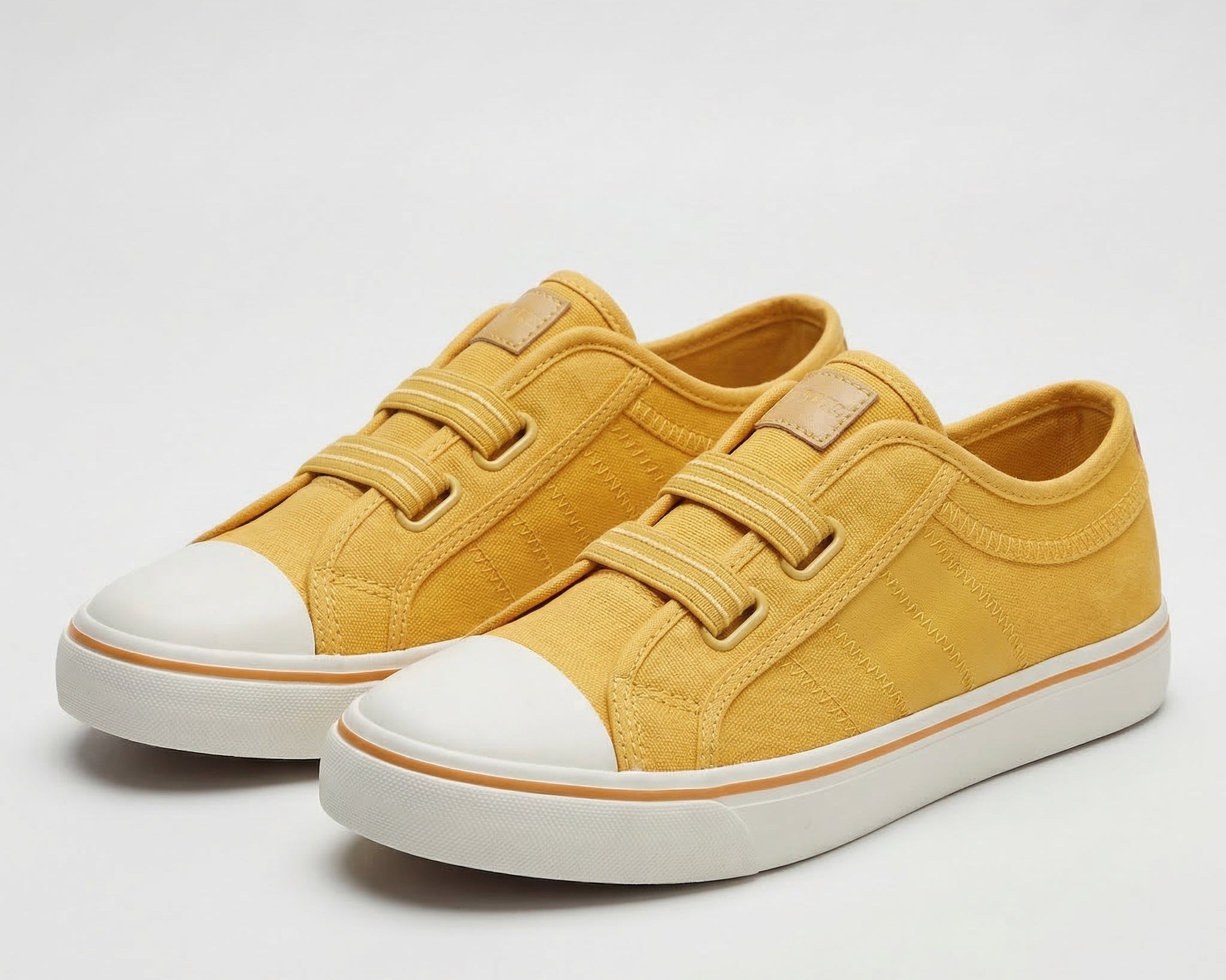 Hanna | Mugavad Slip-On Sneakers