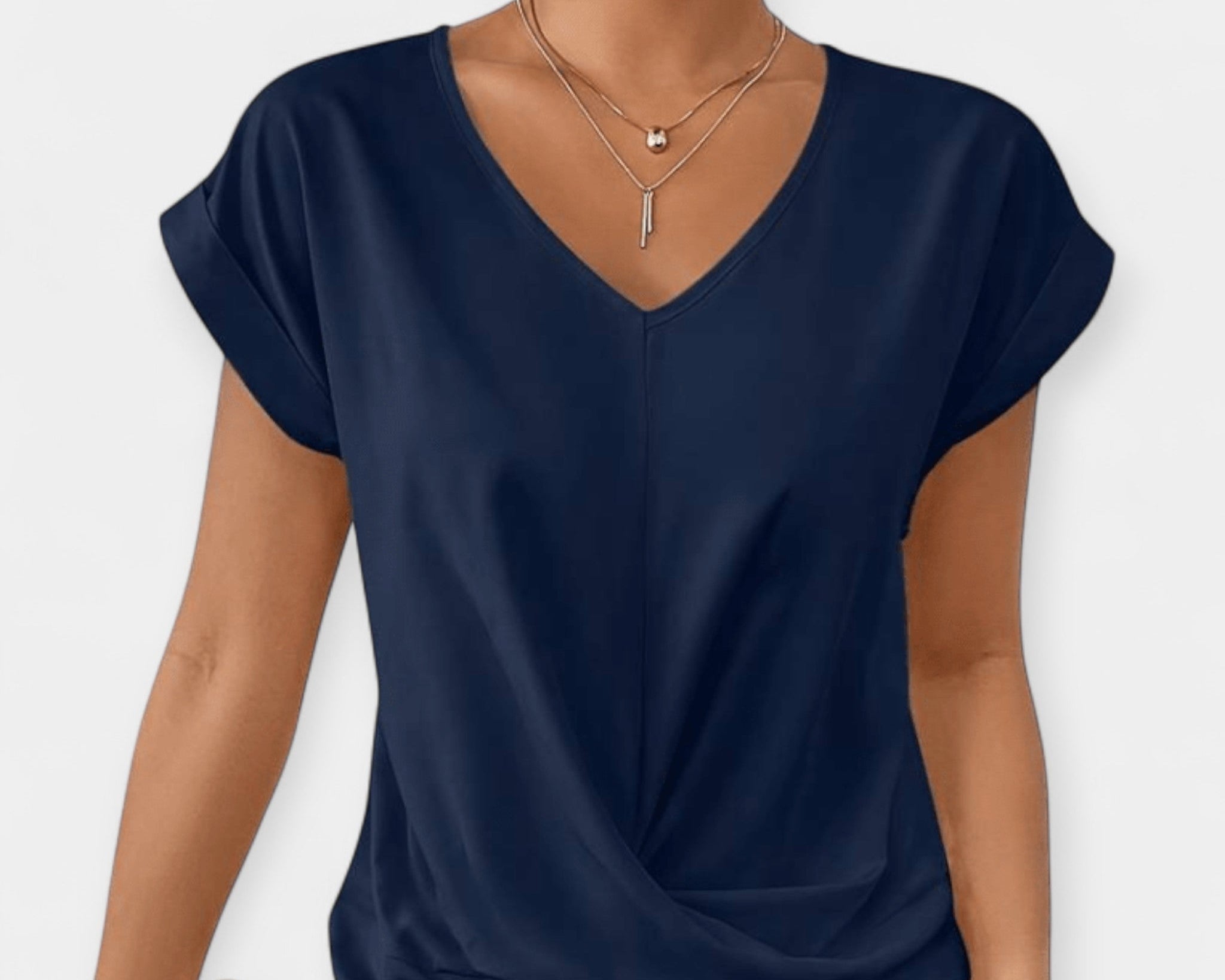 Carmen | Elegantne V-kaelusega pluss