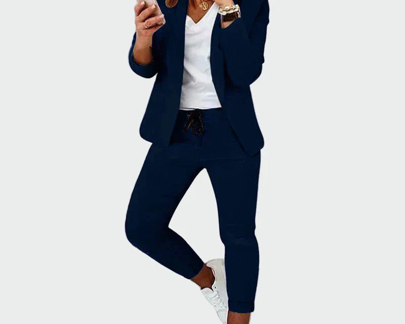 Leia | Vaibatult elegantne kaheosaline ülikonnakomplekt